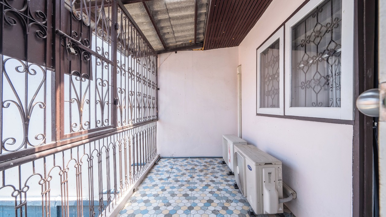 Photo of Patio Balcony in Chom Phon