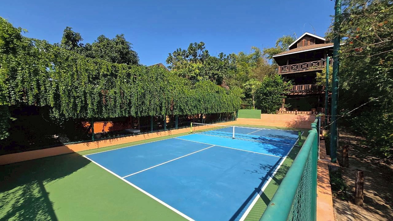 Photo of Outdoor in Nang Lae