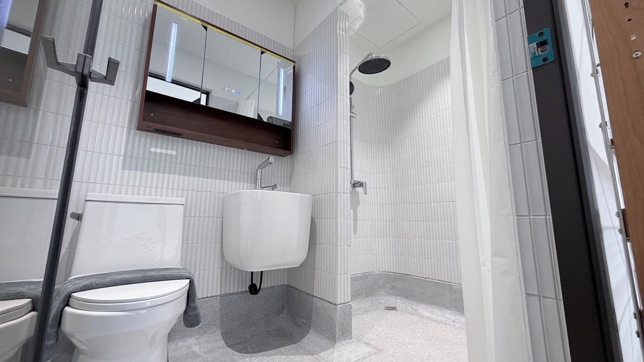 Photo of Bathroom in Si Yaek Maha Nak