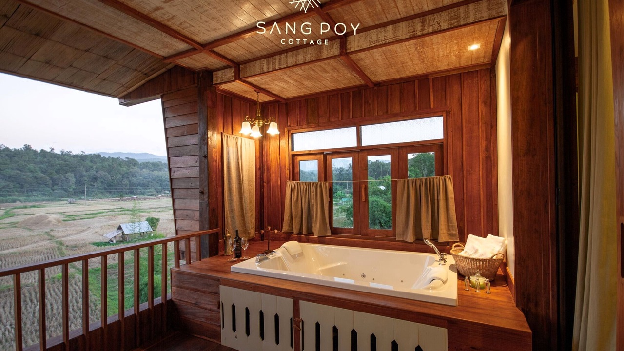 Photo of Bedroom in Pang Mu