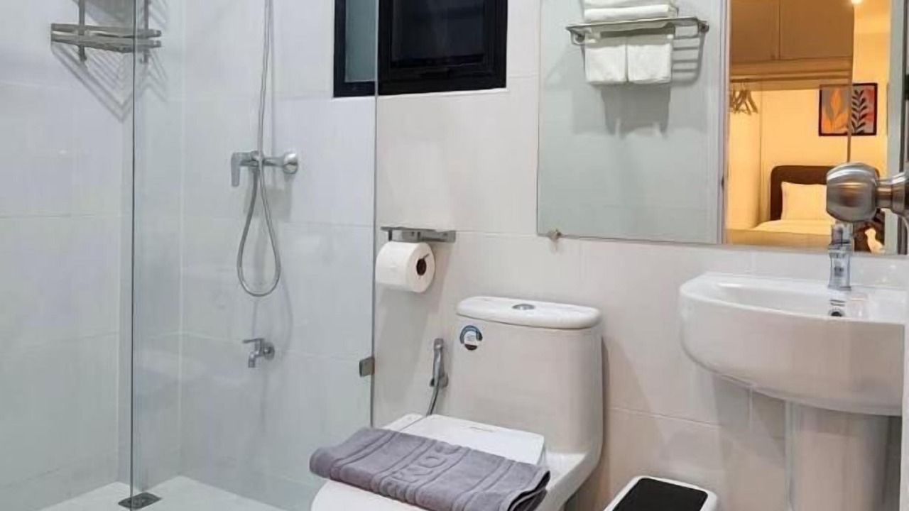 Photo of Bathroom in Old City