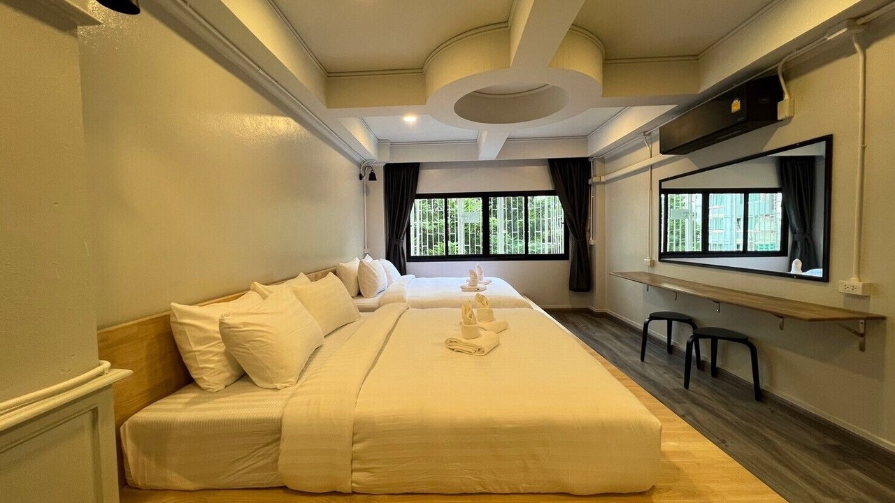 Photo of Bedroom in Thanon Phaya Thai