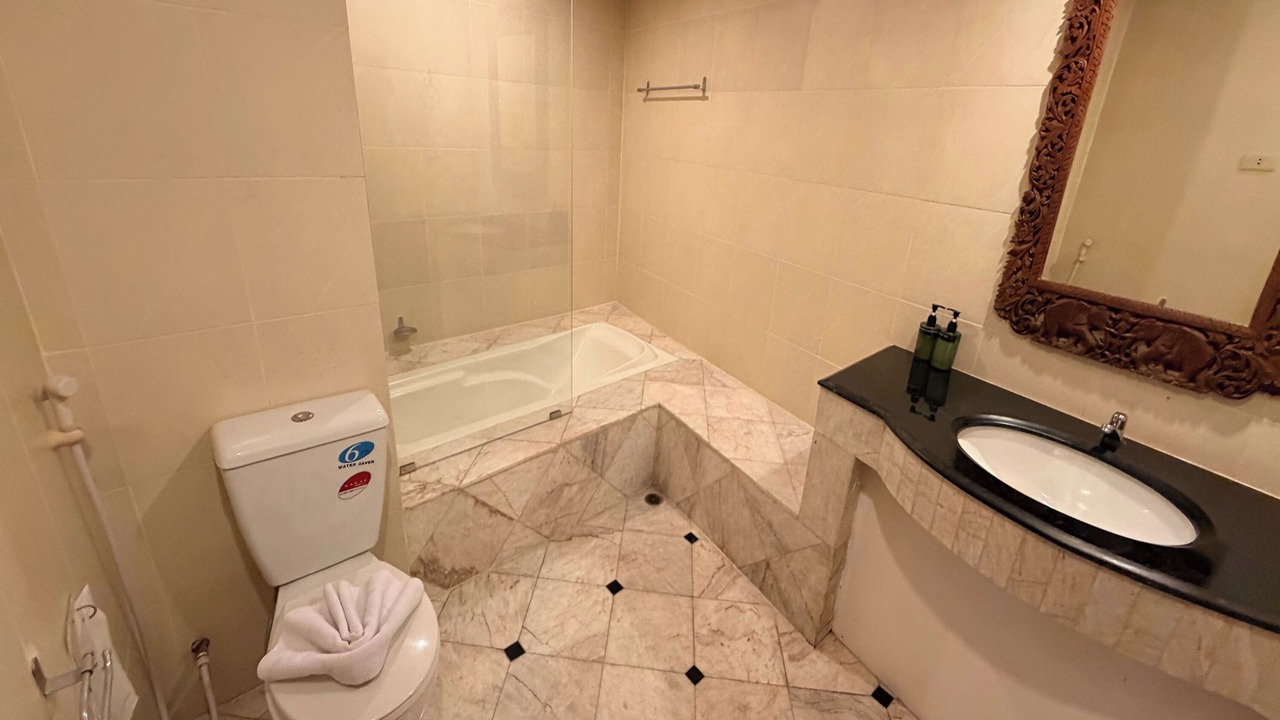 Photo of Bathroom in Thung Song Hong