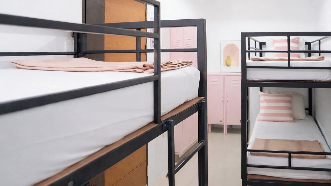 Photo of Bedroom in Sri Phum