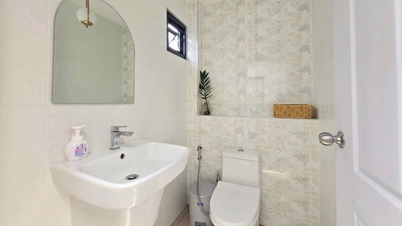 Photo of Bathroom in Old City