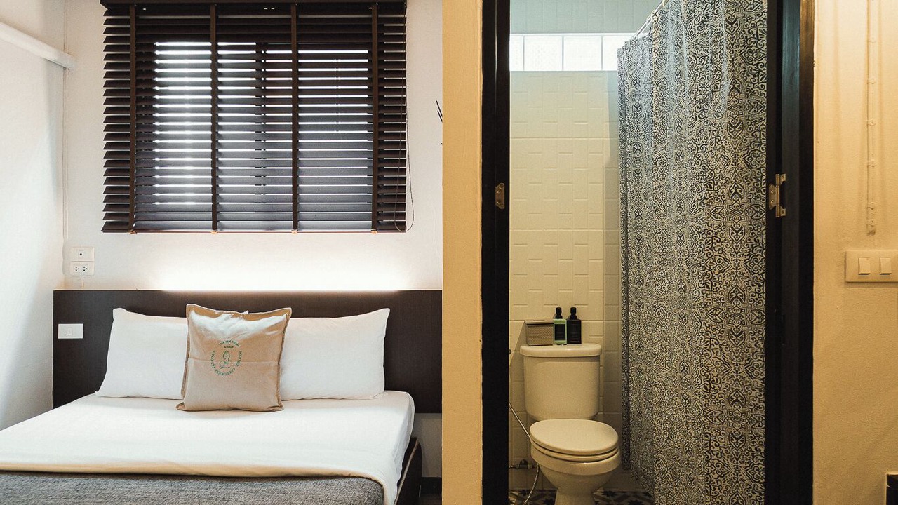 Photo of Bathroom in Samran Rat