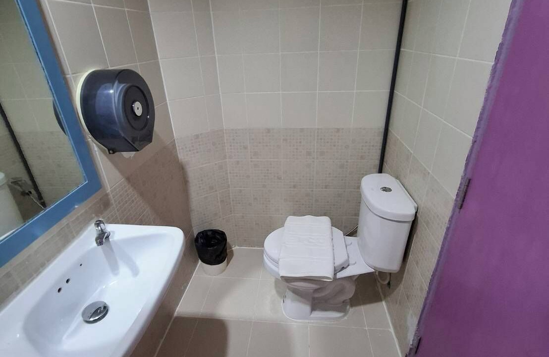 Photo of Bathroom in Thanon Phaya Thai
