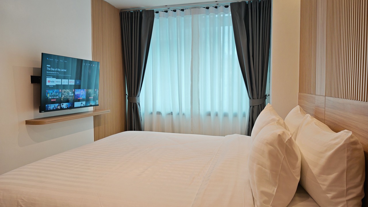 Photo of Bedroom in Khlong Toei Nuea