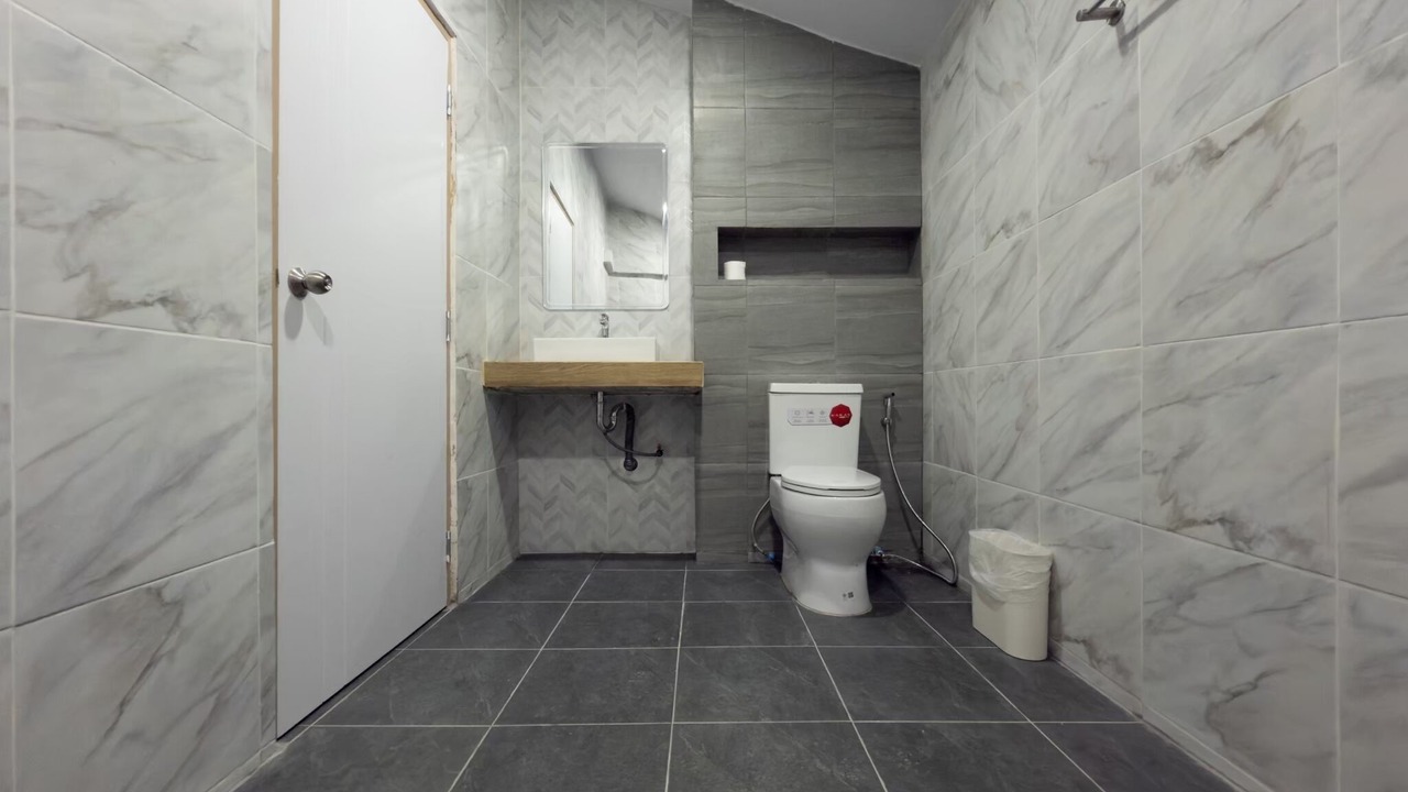 Photo of Bathroom in Koh Lan