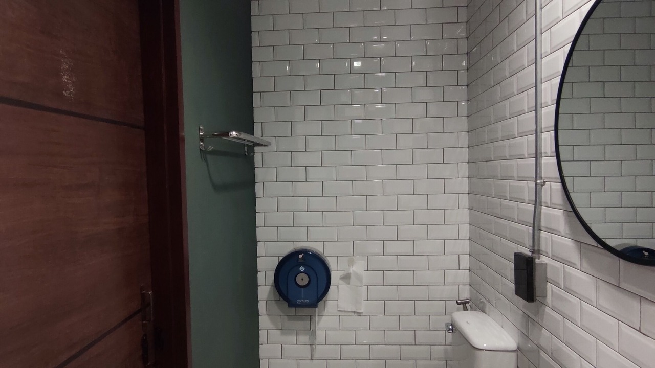 Photo of Bathroom in Chakkrawat