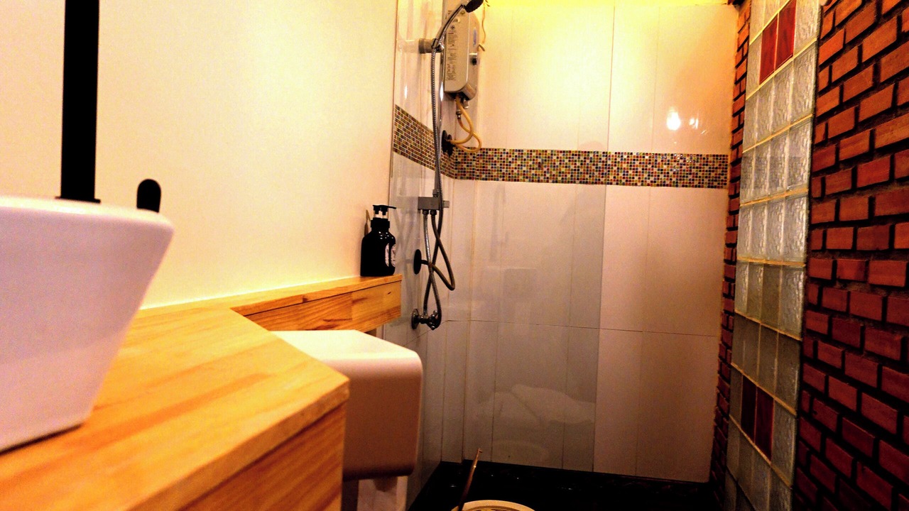 Photo of Bathroom in Old City