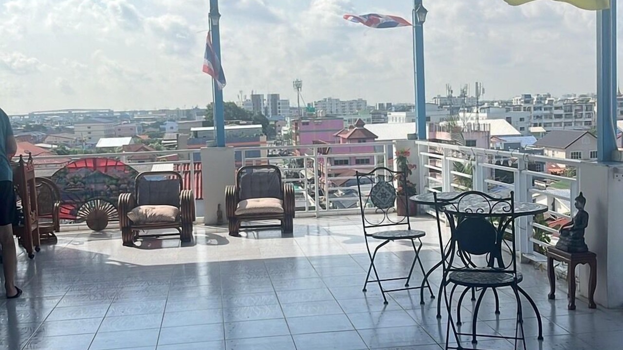 Photo of Patio Balcony in Don Muang