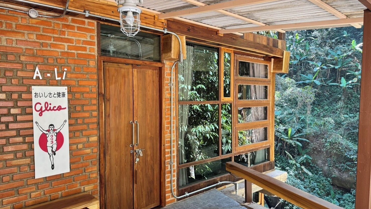 Photo of Outdoor in Mae On