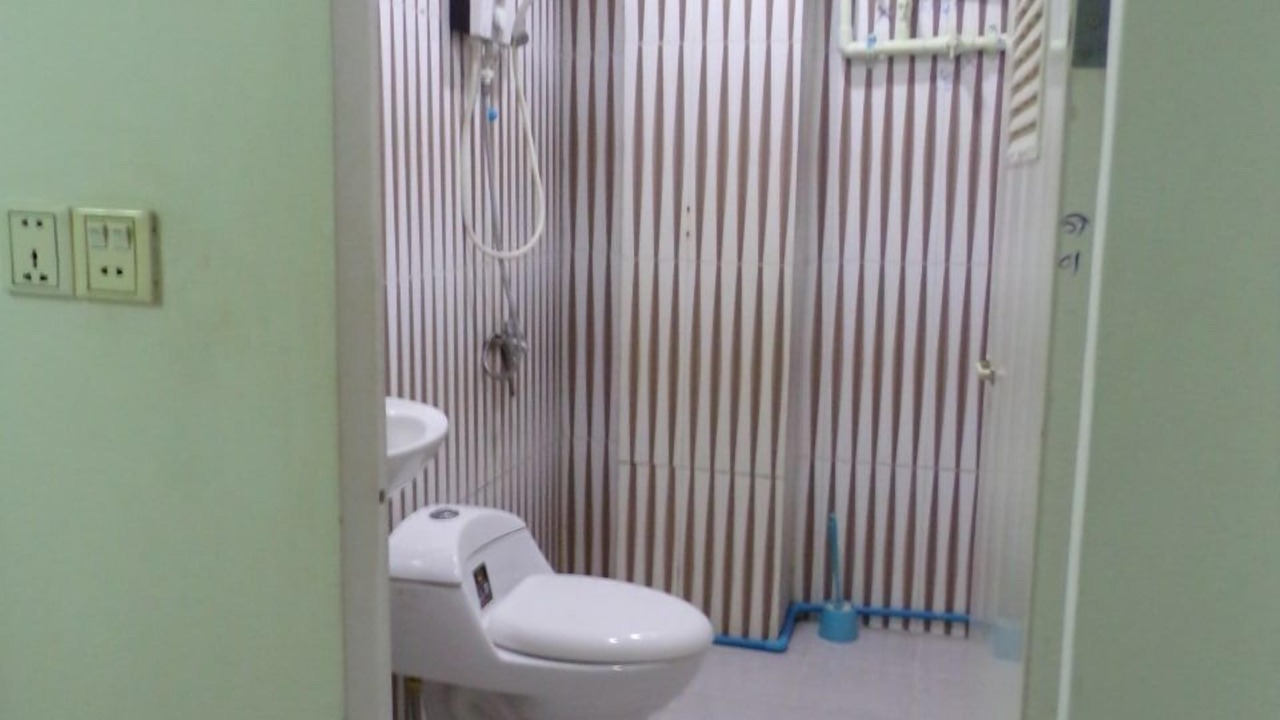 Photo of Bathroom in Chamkar Mon