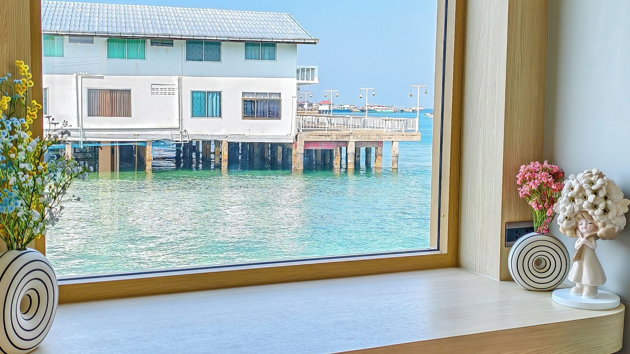 Photo of Bedroom in Koh Lan