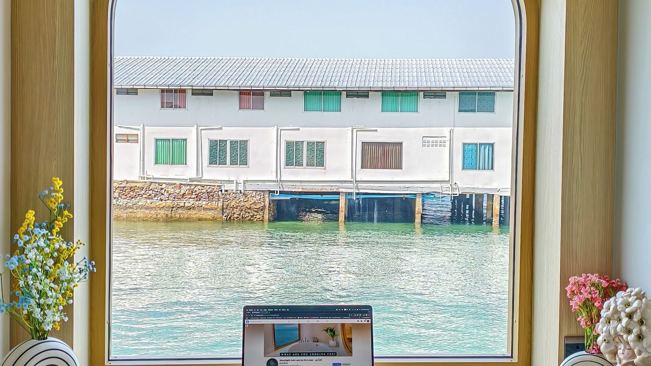 Photo of Bedroom in Koh Lan