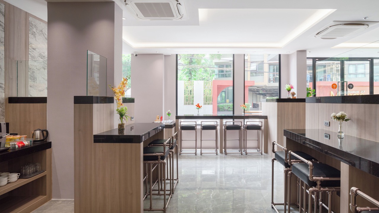 Photo of Others in Asoke