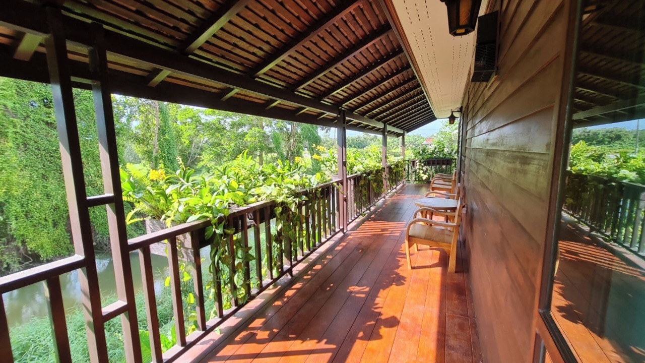 Photo of Patio Balcony in Khok Kloi