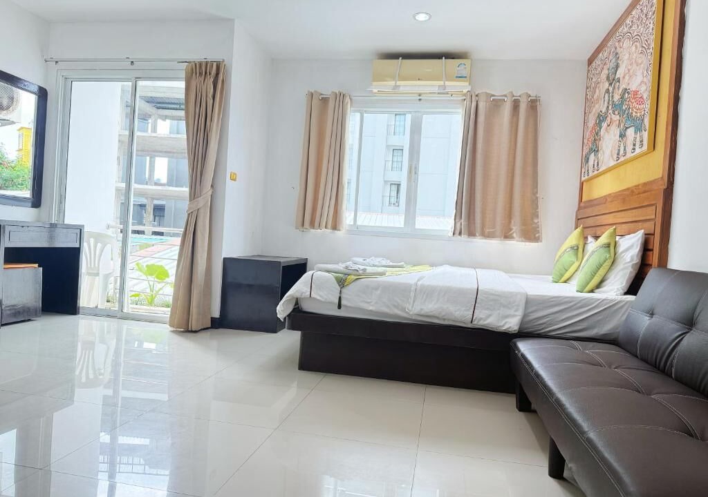 Photo of Patio Balcony in Nanai Road