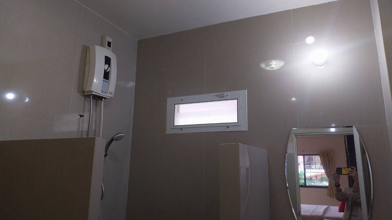 Photo of Bathroom in Na Kluea