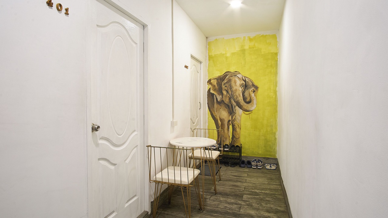 Photo of Bedroom in Phra Khanong Nuea