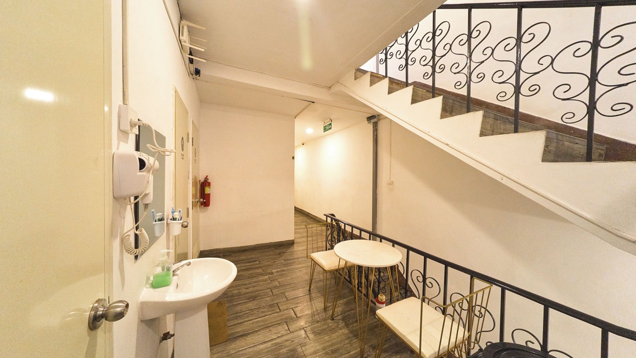 Photo of Bedroom in Phra Khanong Nuea