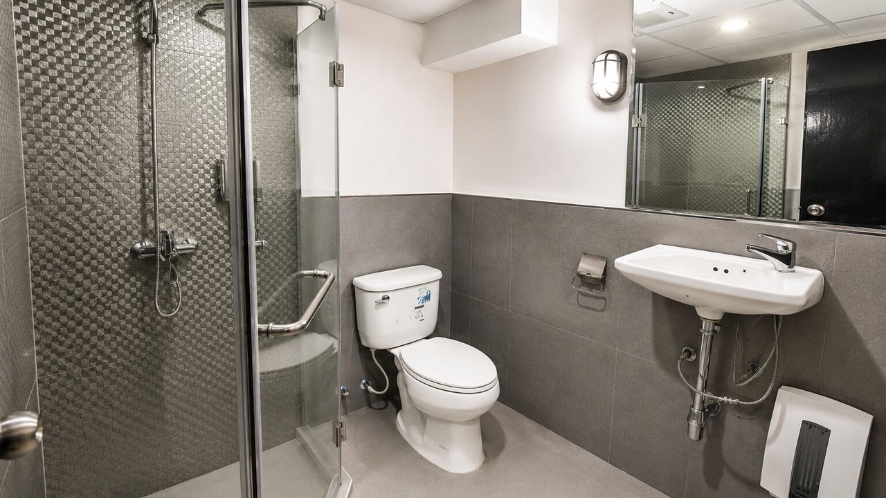 Photo of Bathroom in Bangkok Central Business District