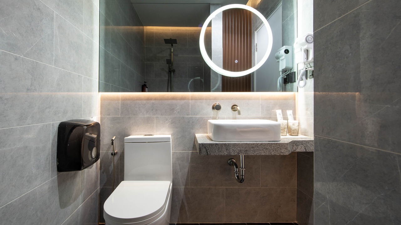 Photo of Bathroom in Khlong Kluea