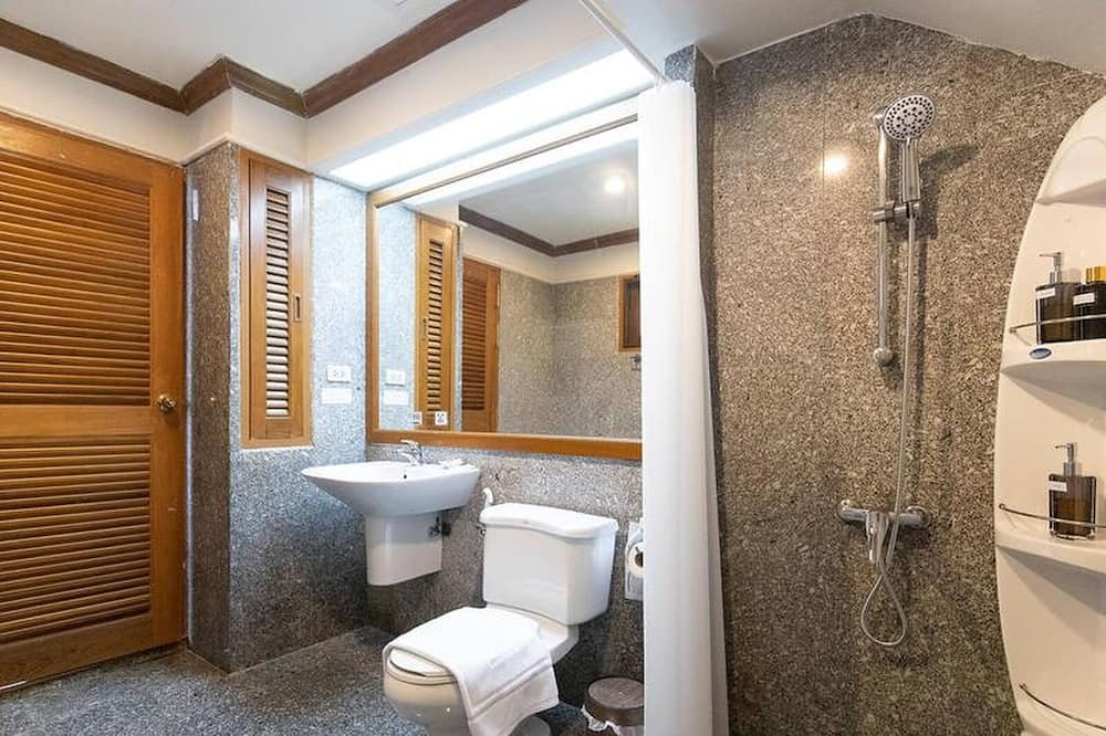 Photo of Bathroom in Dusit