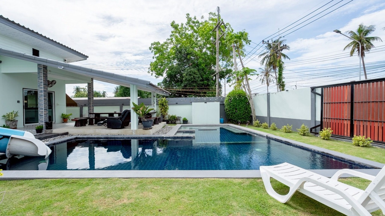 Photo of Outdoor in Pong
