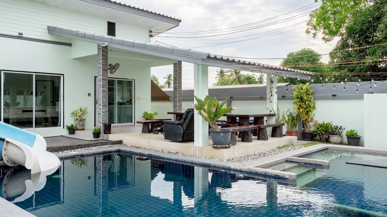 Photo of Outdoor in Pong