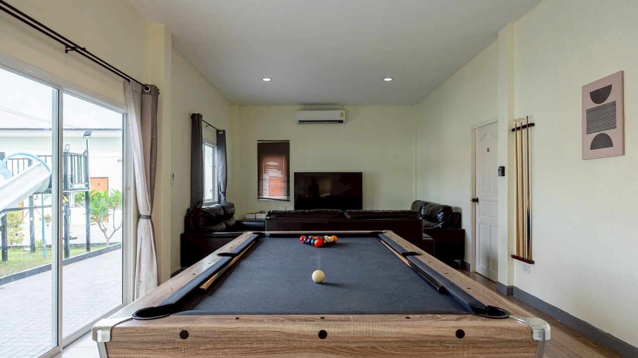 Photo of Outdoor in Pong