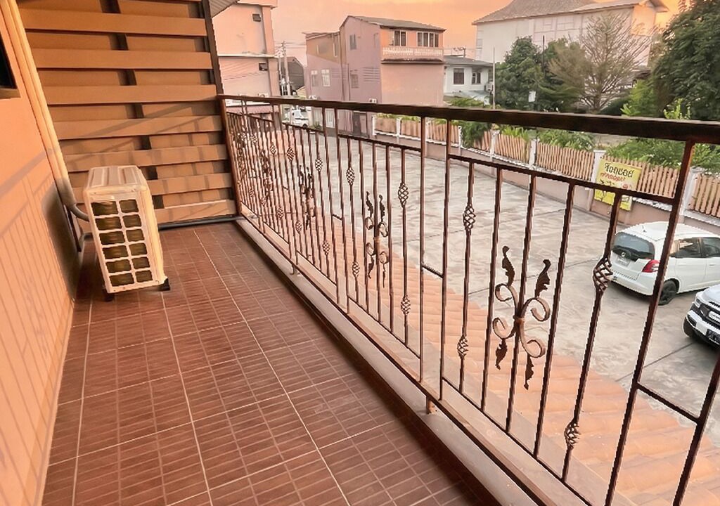 Photo of Outdoor in Wua Lai