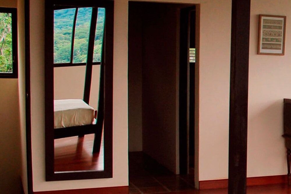 Photo of Bedroom in Mombacho Volcano Nature Reserve