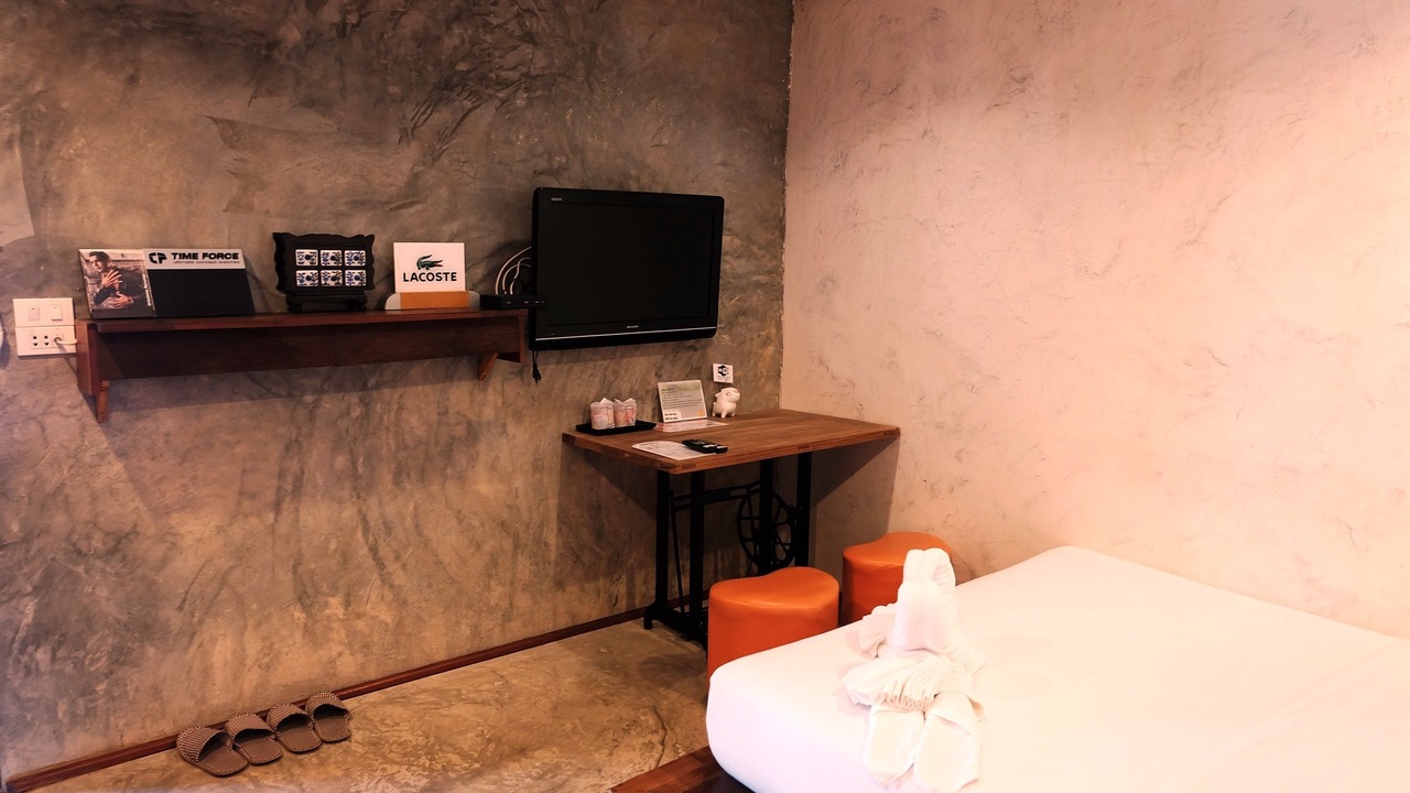 Photo of Bedroom in Amphawa