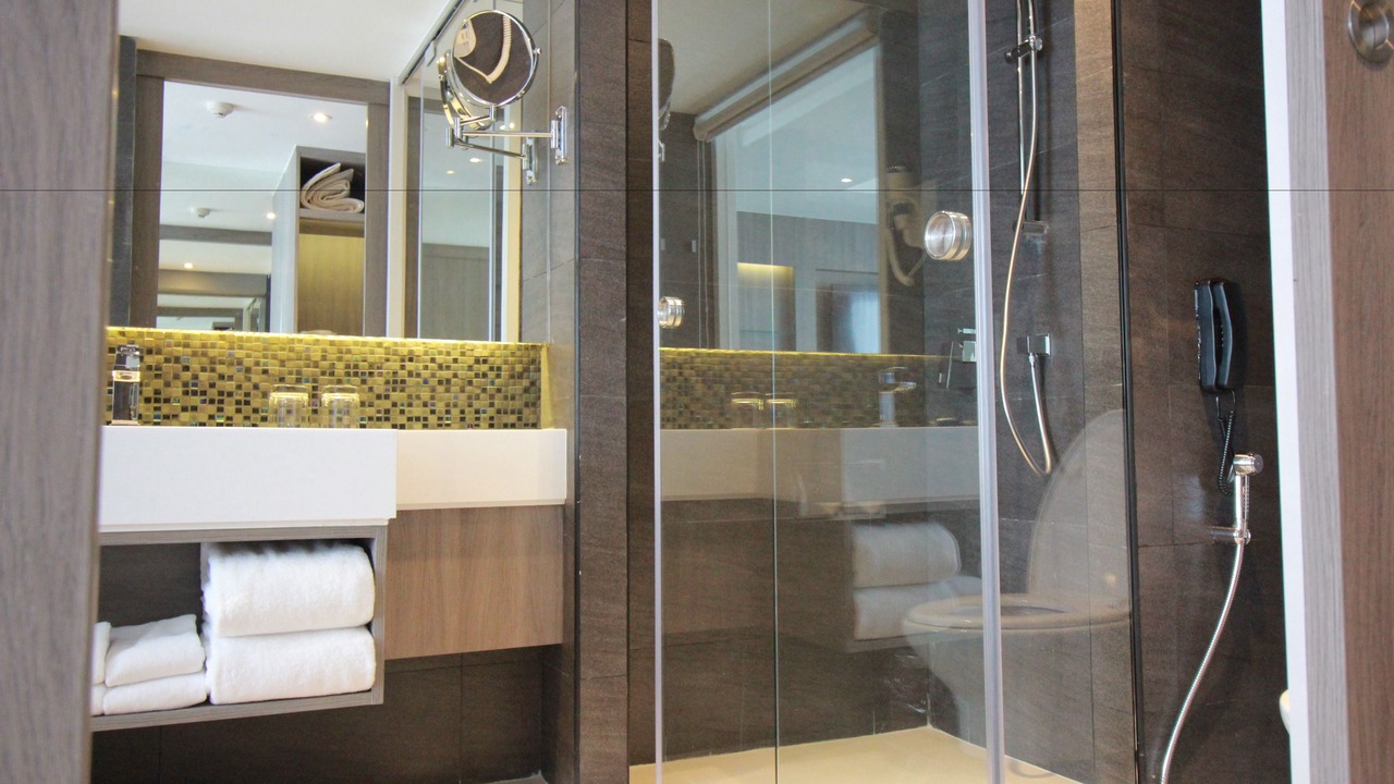 Photo of Others in Nana