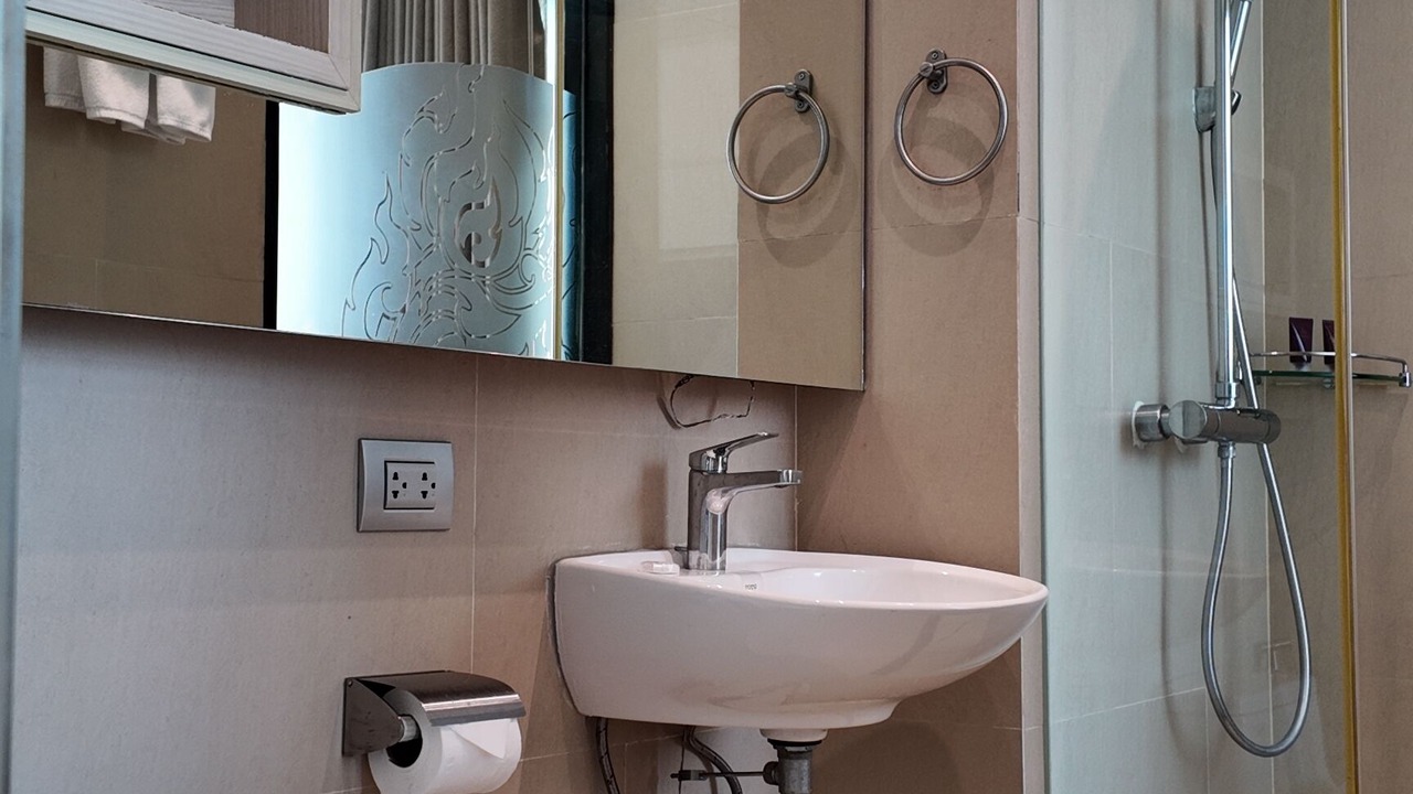 Photo of Bathroom in Asoke