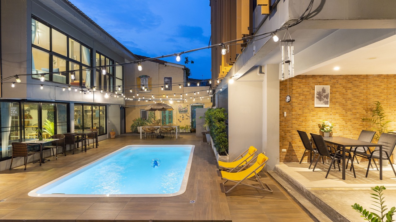 Photo of Outdoor in Huai Khwang