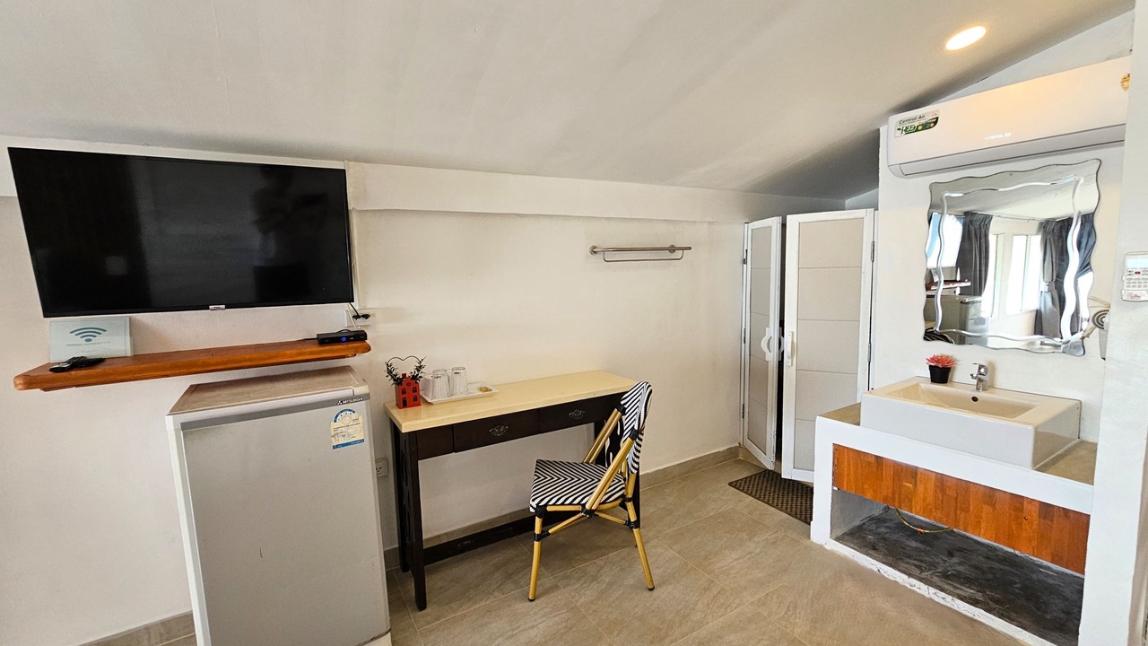 Photo of Bathroom in Koh Lan