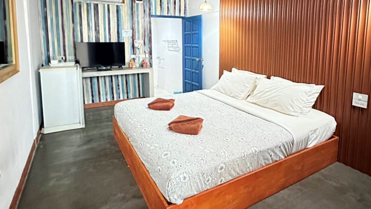 Photo of Bedroom in Koh Lan