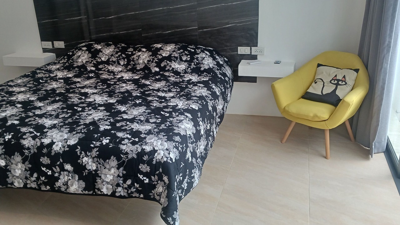 Photo of Bedroom in Maret