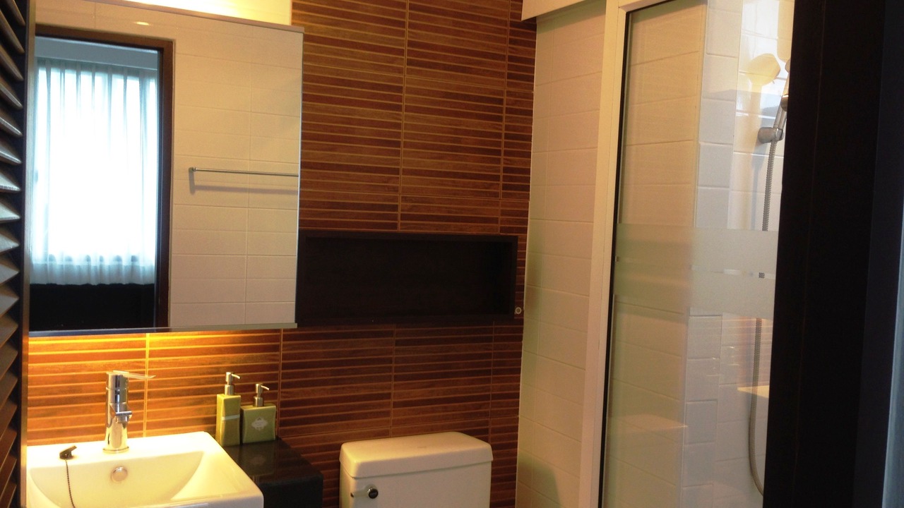 Photo of Bathroom in Ratchathewi