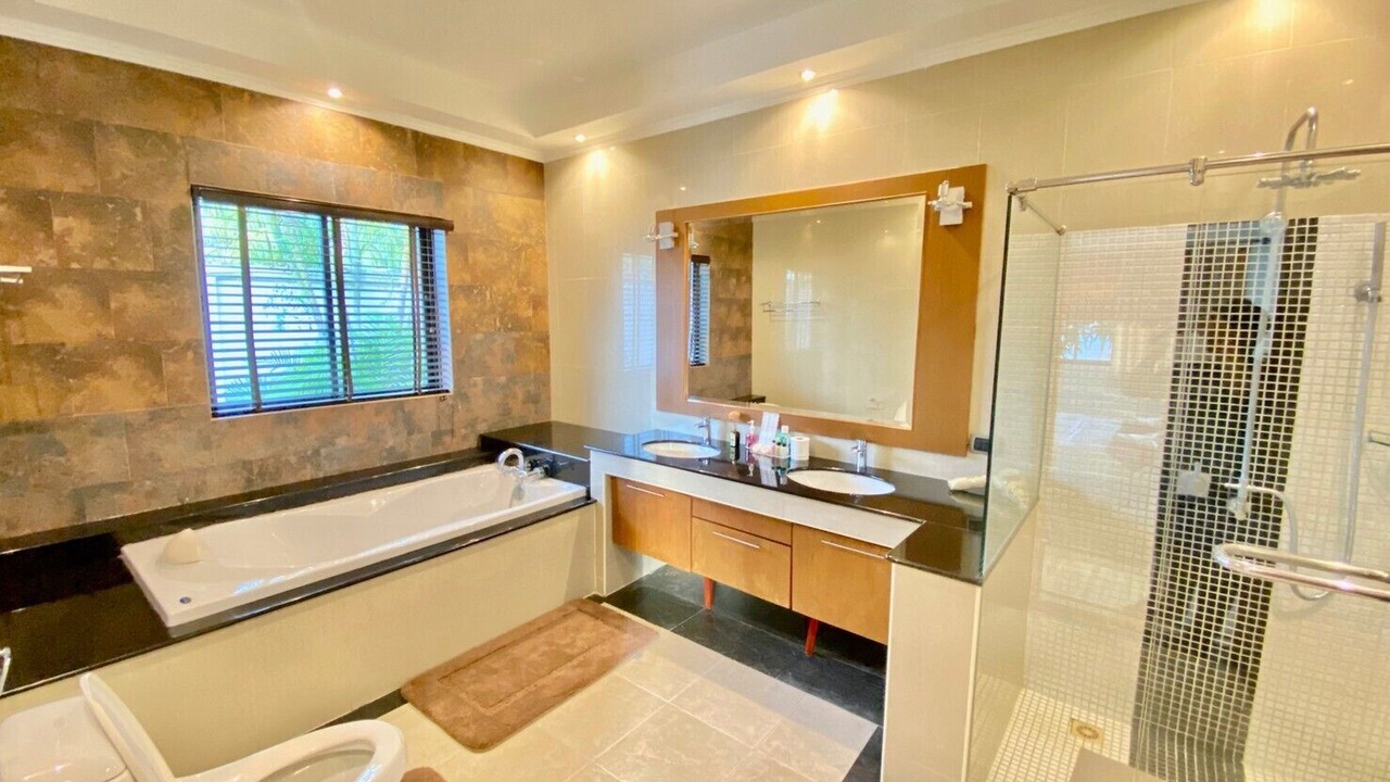 Photo of Bathroom in Huai Yai