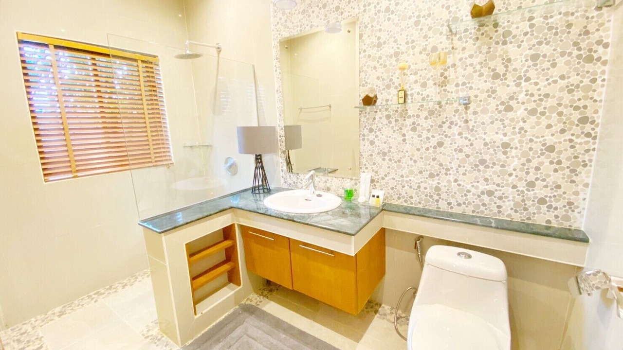 Photo of Bathroom in Huai Yai