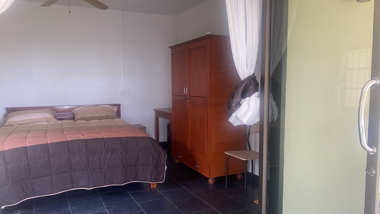 Photo of Bedroom in Maret