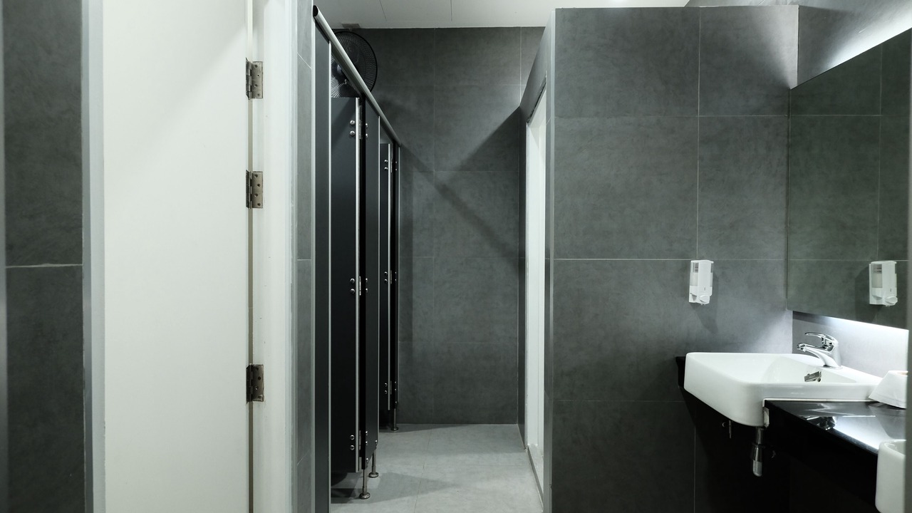 Photo of Bathroom in Lak Si