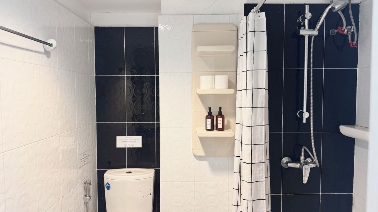 Photo of Bathroom in Thung Maha Mek