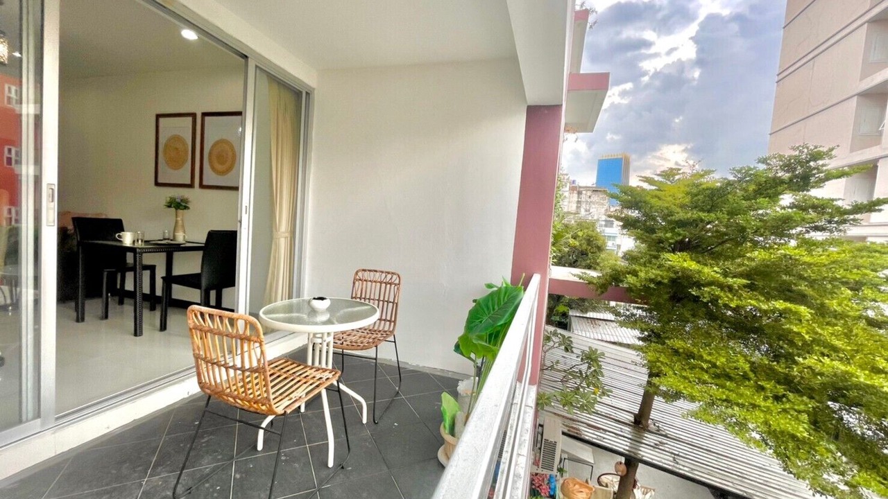 Photo of Patio Balcony in Thung Maha Mek