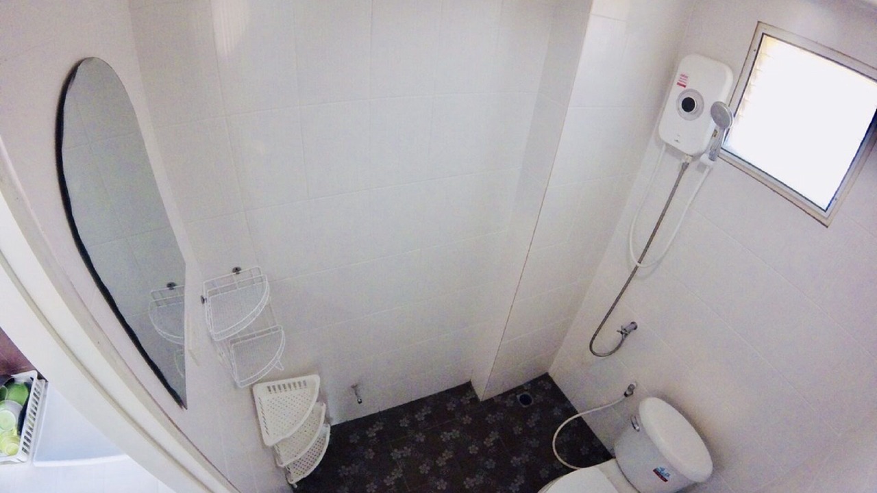 Photo of Bathroom in Si Sunthon