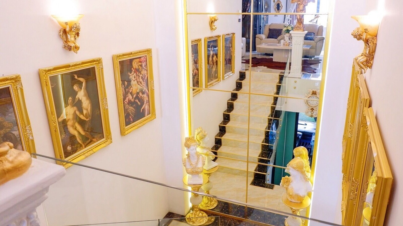 Photo of Others in Phra Khanong Nuea